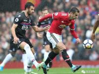 开云体育-冲刺阶段罗马扳平良机——荷甲节点到来；质疑声仍在；赛程密集仍需轮换(轨道和罗马杆效果图)