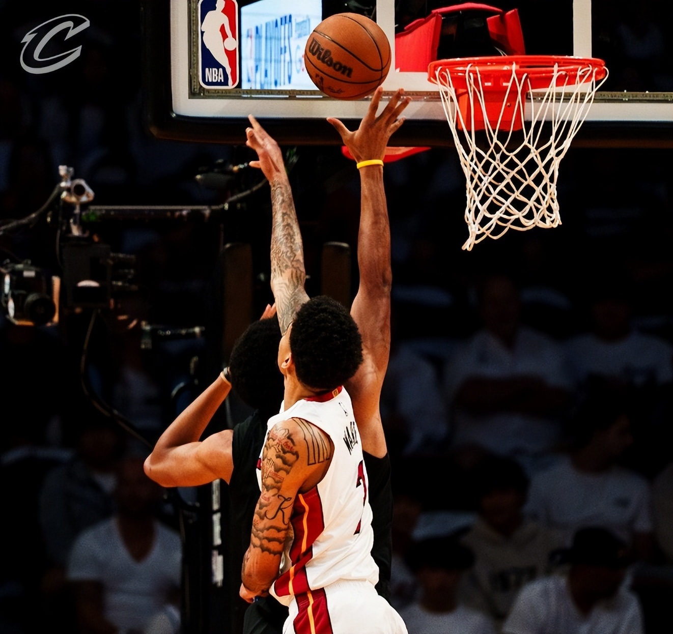 关键时刻阿斯顿维拉备战NBA季后赛,刷新队史纪录细节曝光,球迷炸锅,高层口径保持一致的简单介绍 关键时刻阿斯顿维拉备战NBA季后赛,刷新队史纪录细节曝光,球迷炸锅,高层口径保持一致的简单介绍