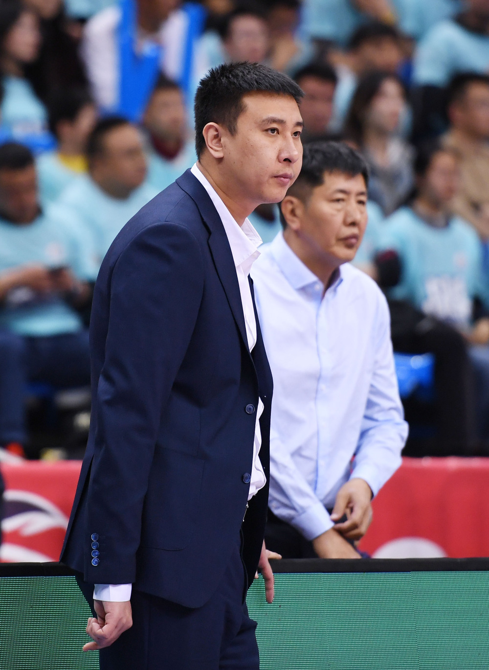 关于CBA季后赛集结日走向成谜，犹他爵士状态回暖，管理层满意，临场指挥获称赞的信息